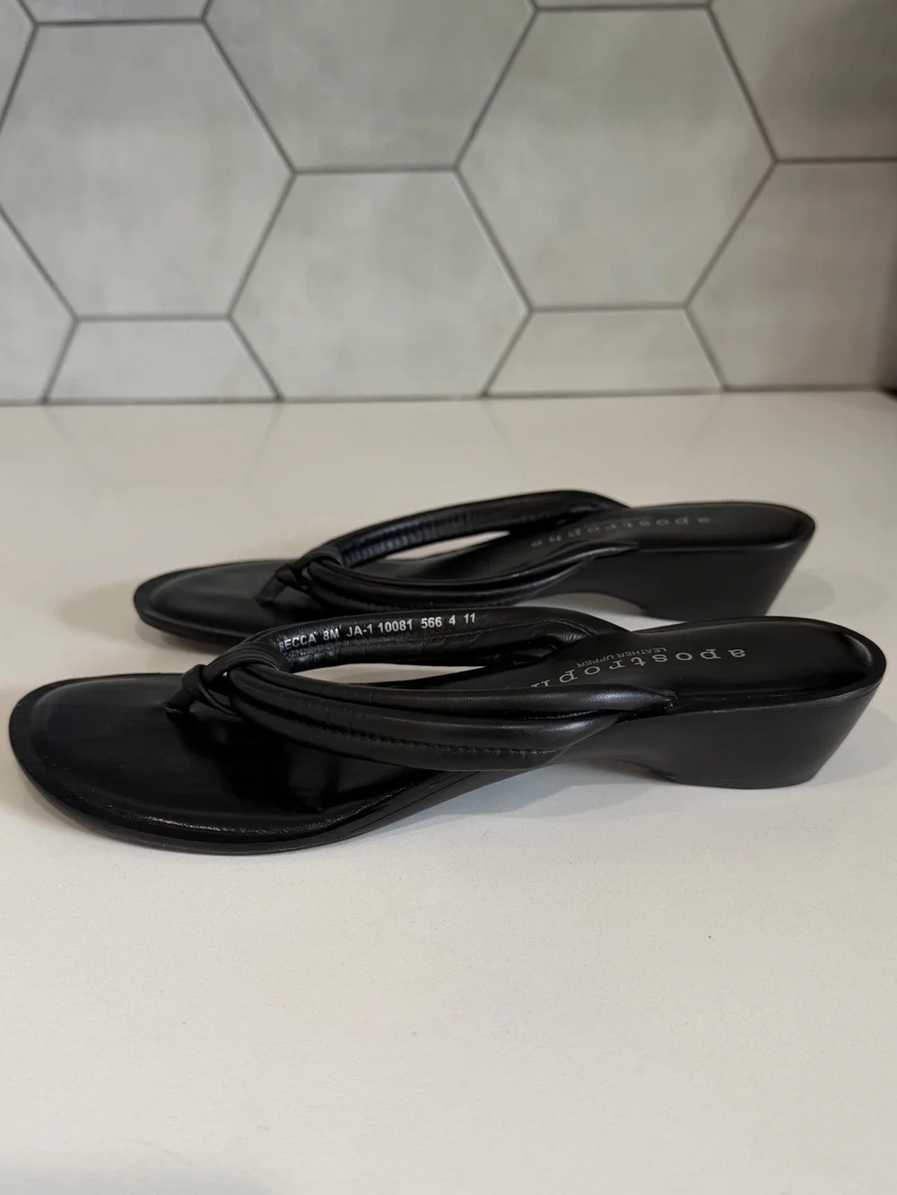 Apostrophe leather thong heel wedge sandal black